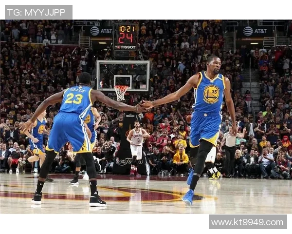 2016年NBA季后赛首轮勇士与骑士激战回顾与分析 2016年NBA季后赛首轮勇士与骑士激战回顾与分析