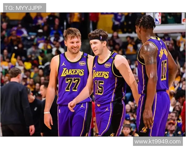 2018年12月9日灰熊与湖人激战回顾球迷热情高涨精彩瞬间盘点